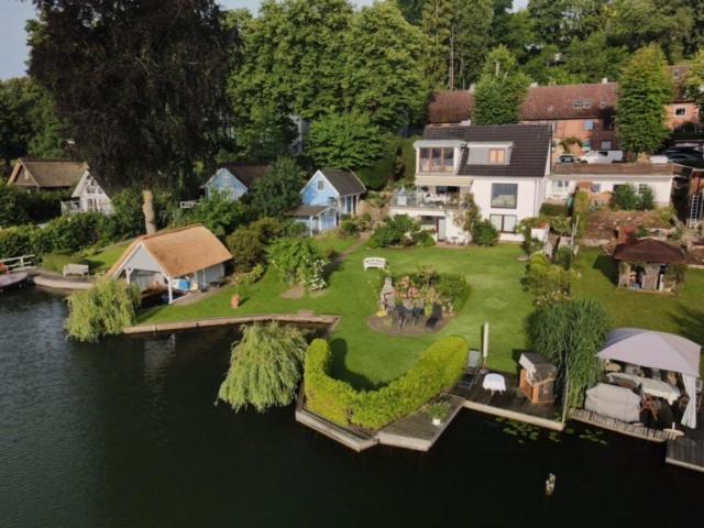 Ferienzimmer Am See Ratzeburg Bagian luar foto